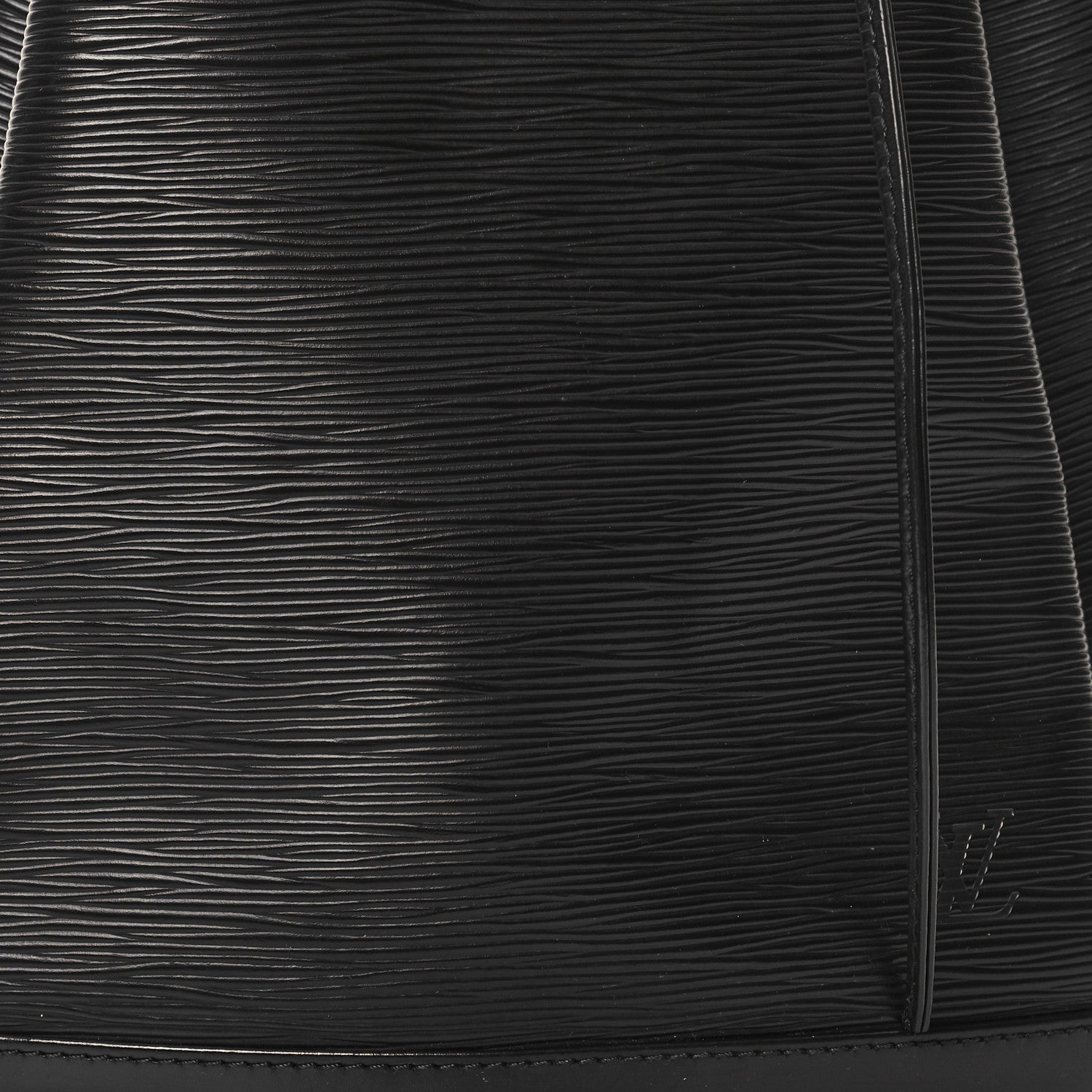 Louis Vuitton Epi Noe Black 7 of 9