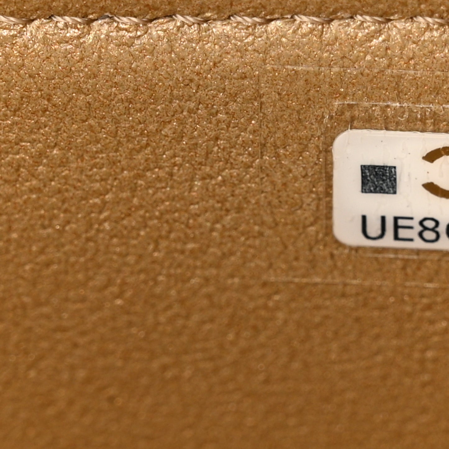 Lambskin Enamel Quilted Logo Small Vanity Case With Chain White