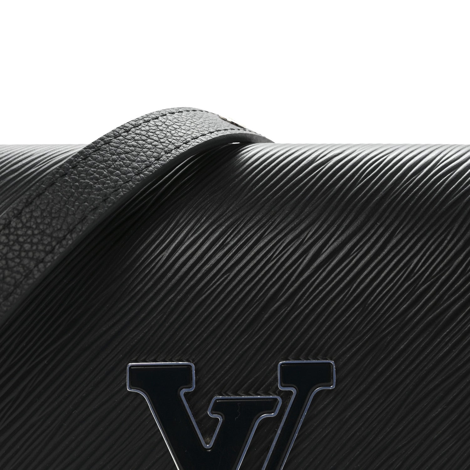 Louis Vuitton Epi Buci Crossbody Black 7 of 9
