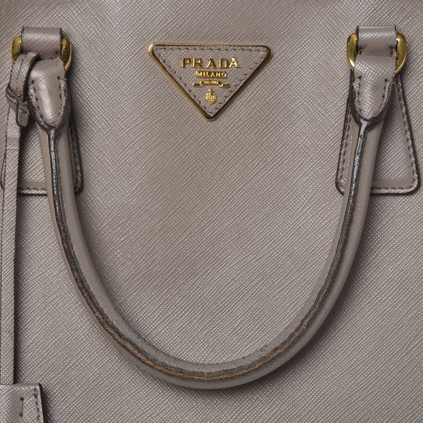 Saffiano Large Galleria Double Zip Tote Argilla