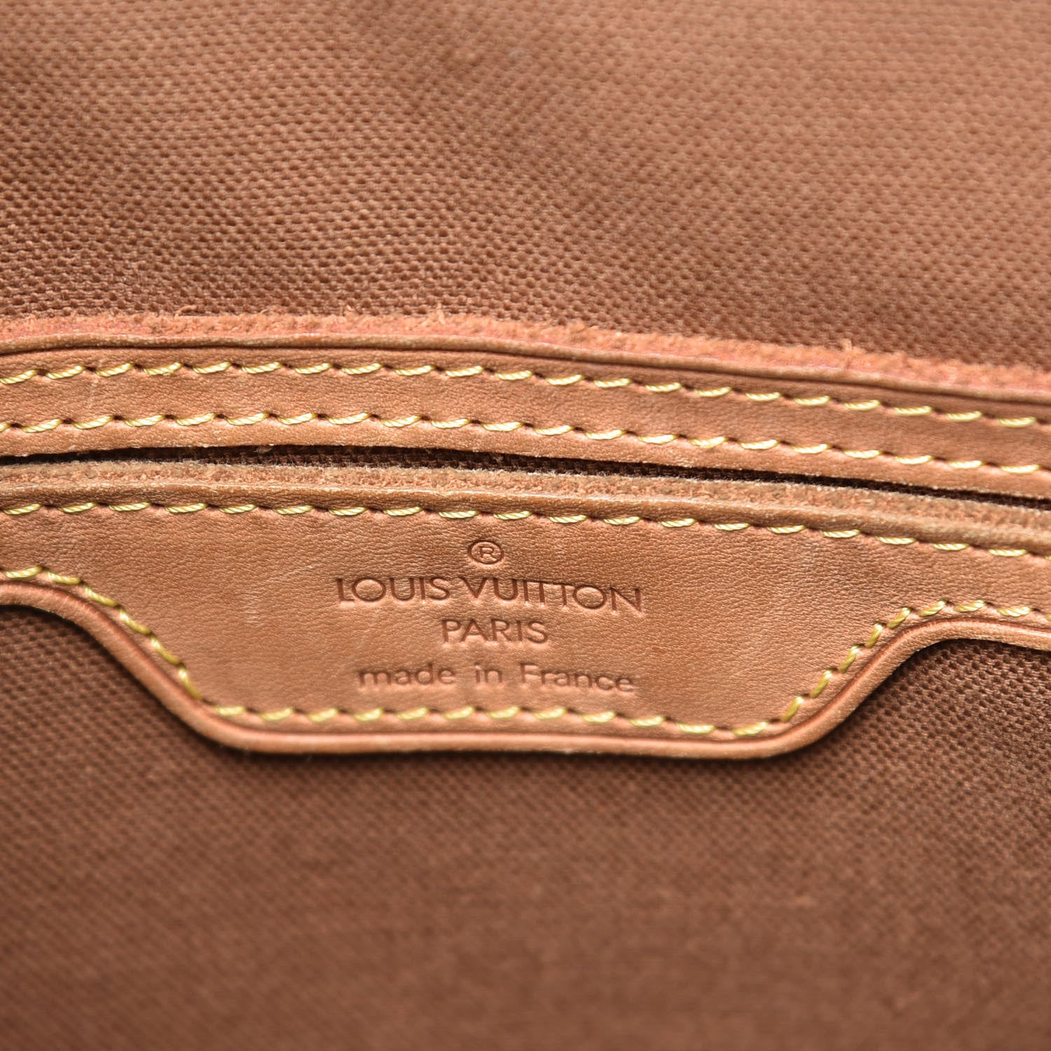 Louis Vuitton Monogram Cabas Mezzo 6 of 16