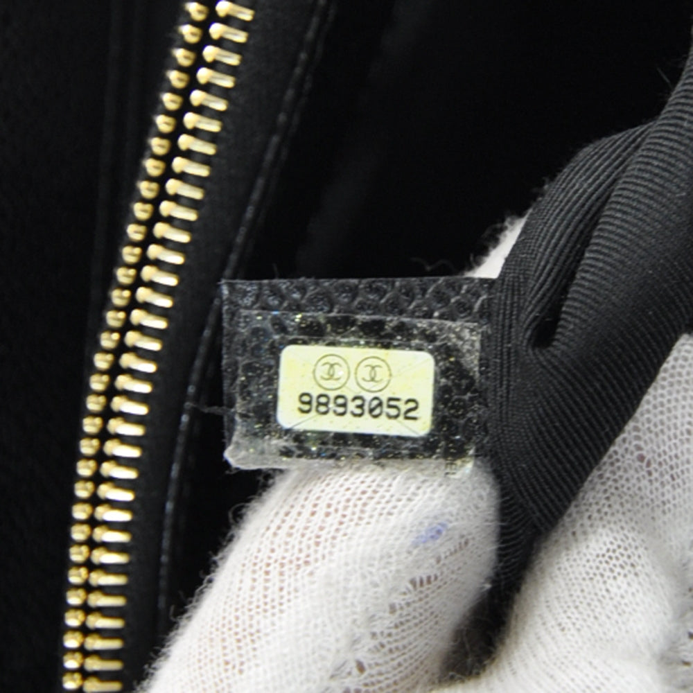 Caviar Quilted Grand Shopping Tote GST Black