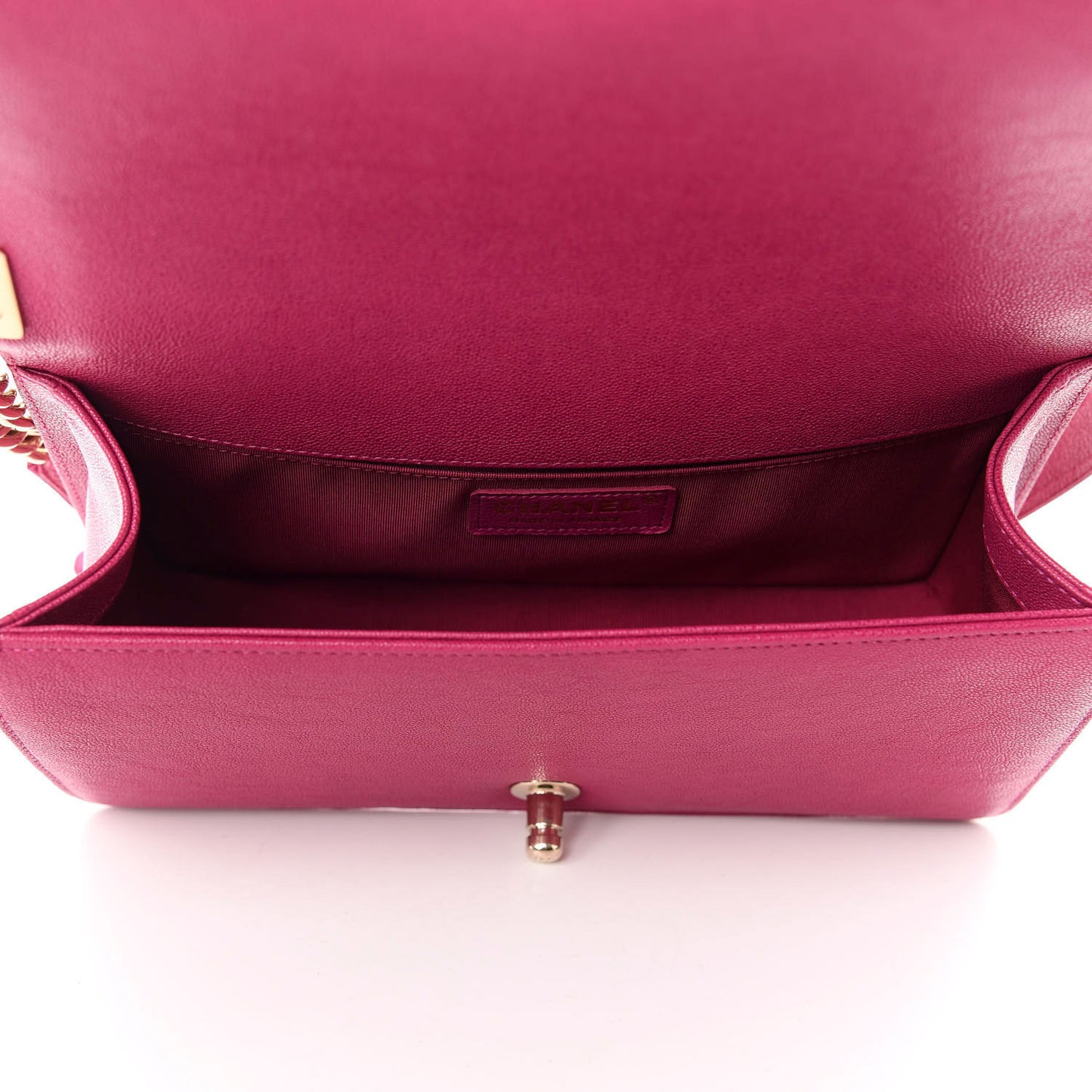 Caviar Quilted Medium Boy Flap Fuchsia