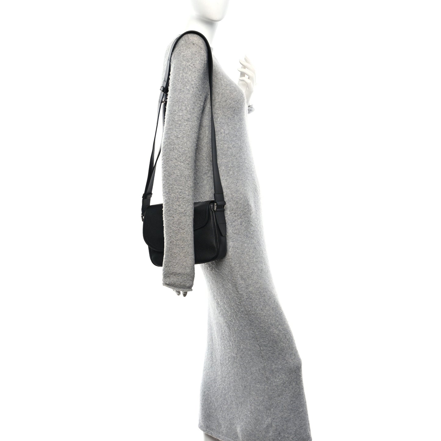 Grained Calfskin Saddle Messenger Bag Black
