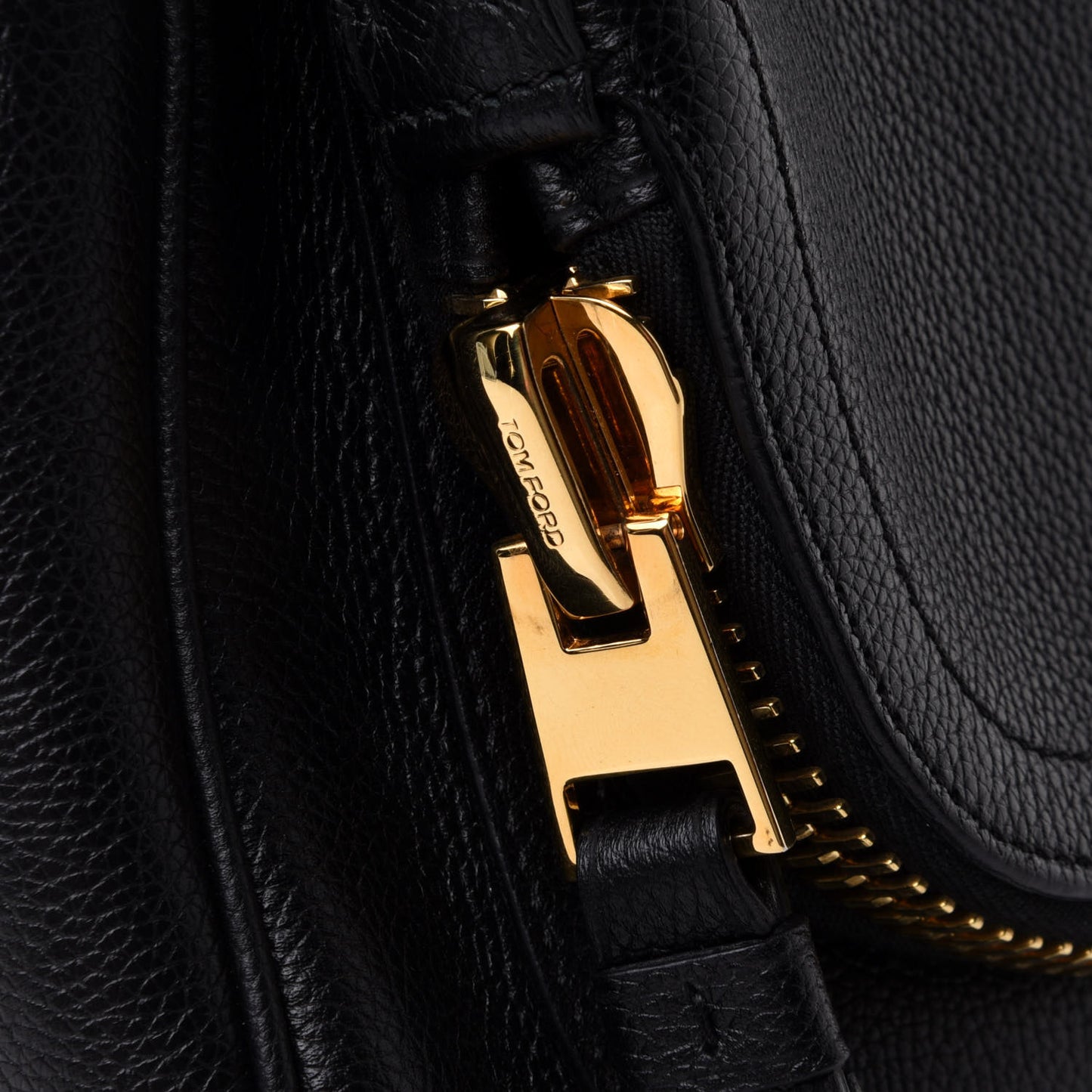 Grained Calfskin Medium Jennifer Crossbody Bag Black