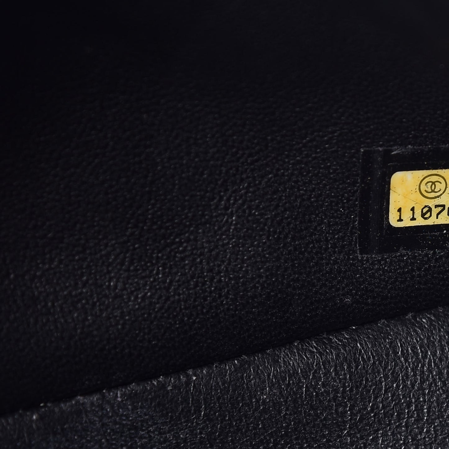 Caviar Quilted East West Flap Black