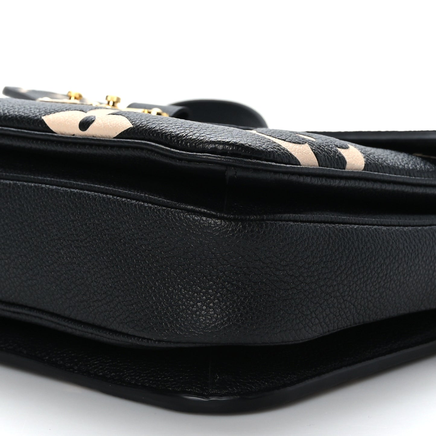 Empreinte Monogram Giant Pochette Metis Black Beige
