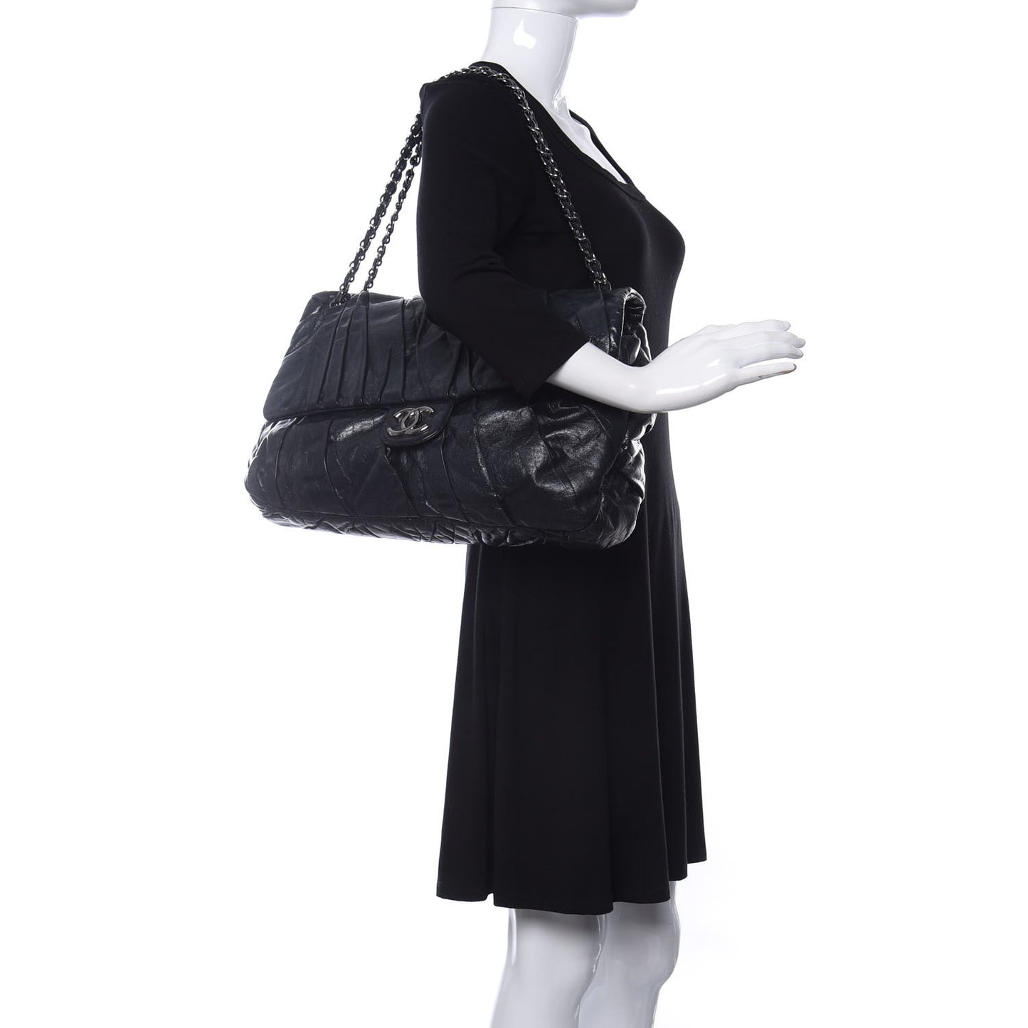 Glazed Calfskin Twisted Maxi Flap Black