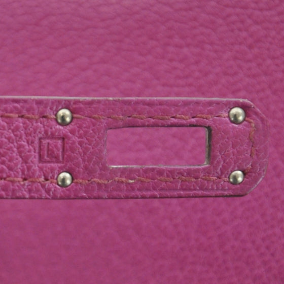 Chevre Mysore Medium Kelly Wallet Fuchsia