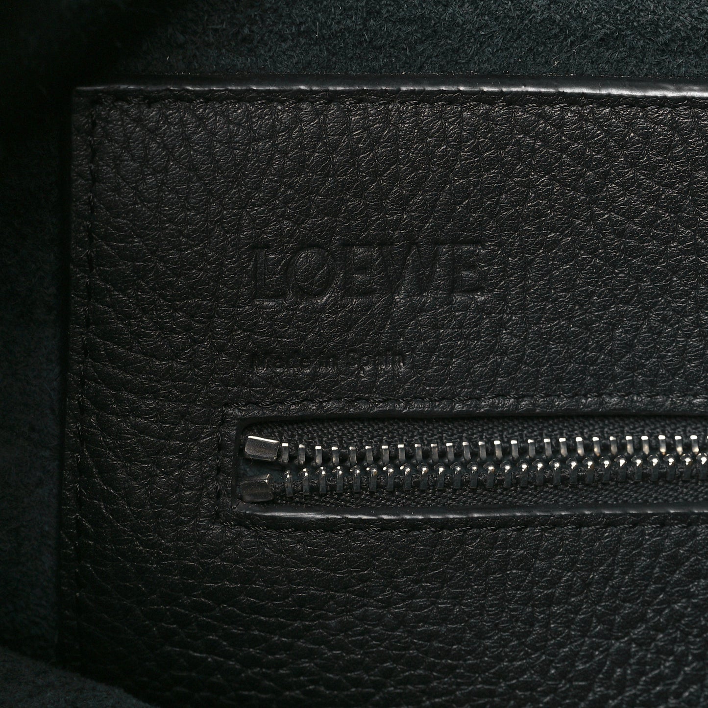 Grained Calfskin Small Bolso Belt Messenger Bag Black