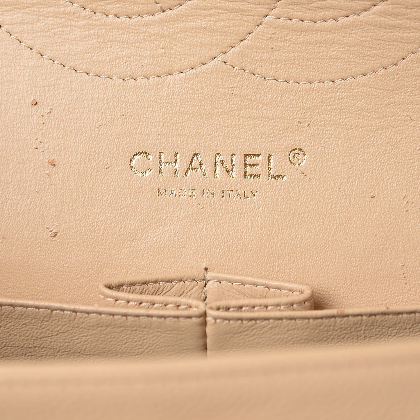 Caviar Quilted Jumbo Double Flap Beige Clair