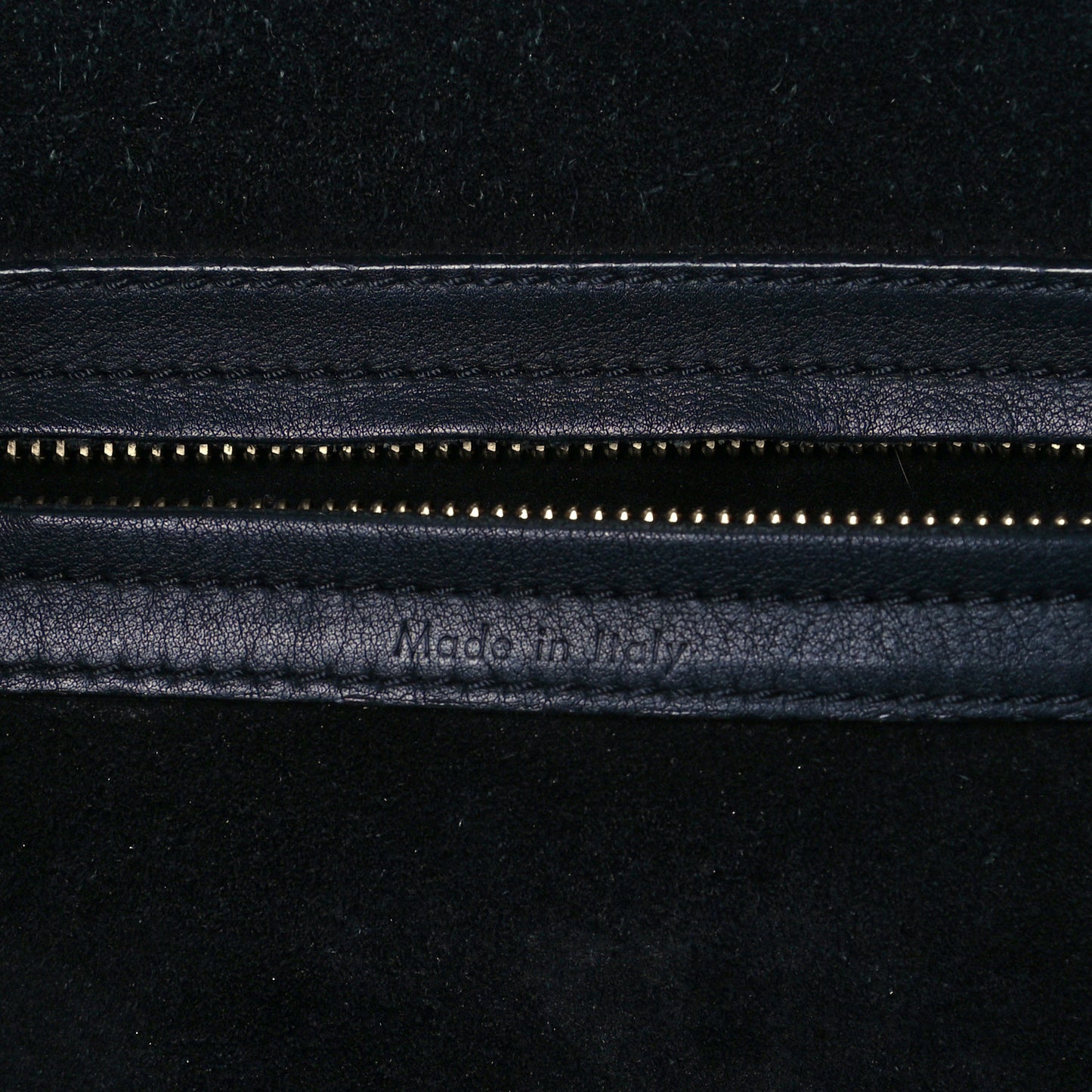 Supple Calfskin Medium Phantom Luggage Black