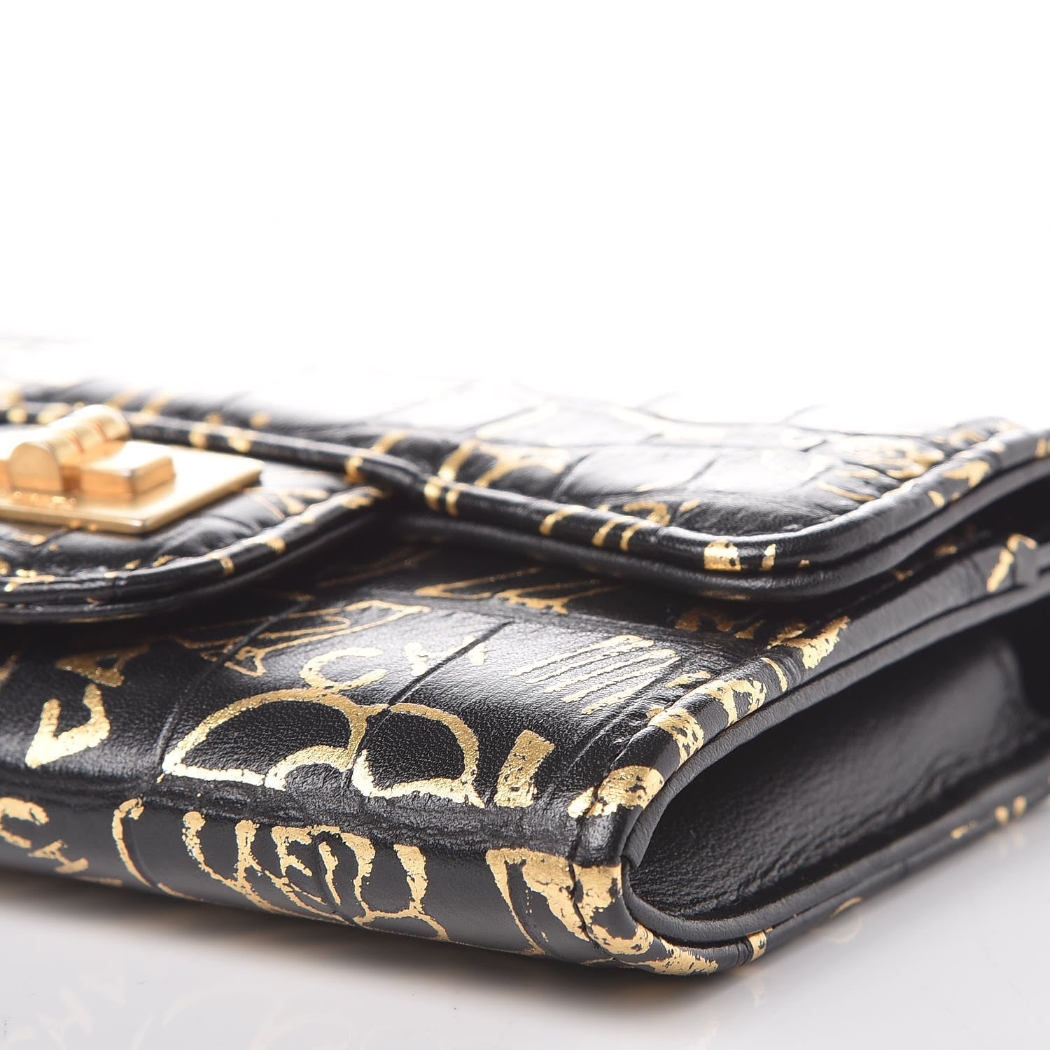 Chanel Calfskin Crocodile Embossed Graffiti 2.55 Cocodile Reissue Flap Card Holder Black Gold 10 of 12