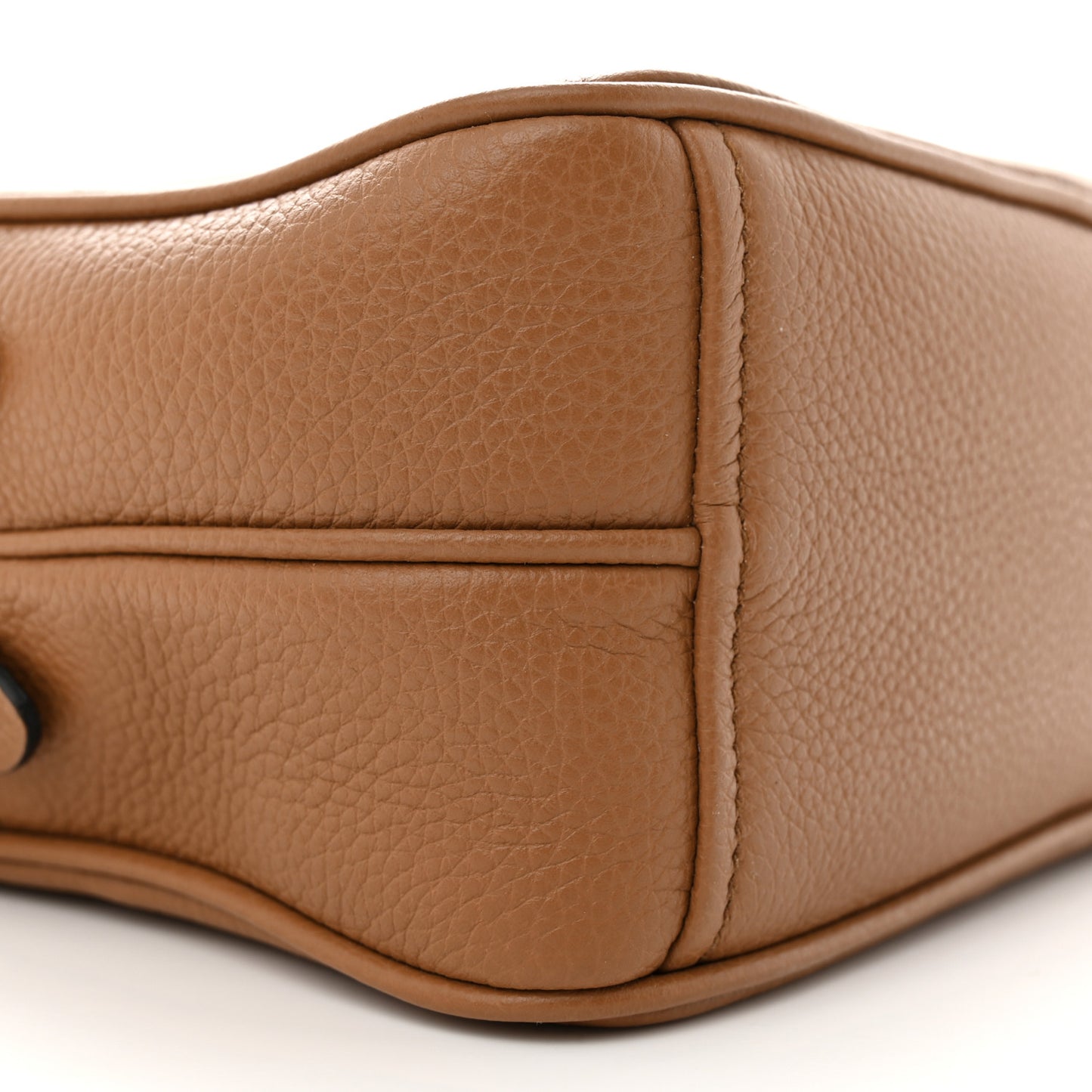Vitello Phenix Camera Bag Cannella