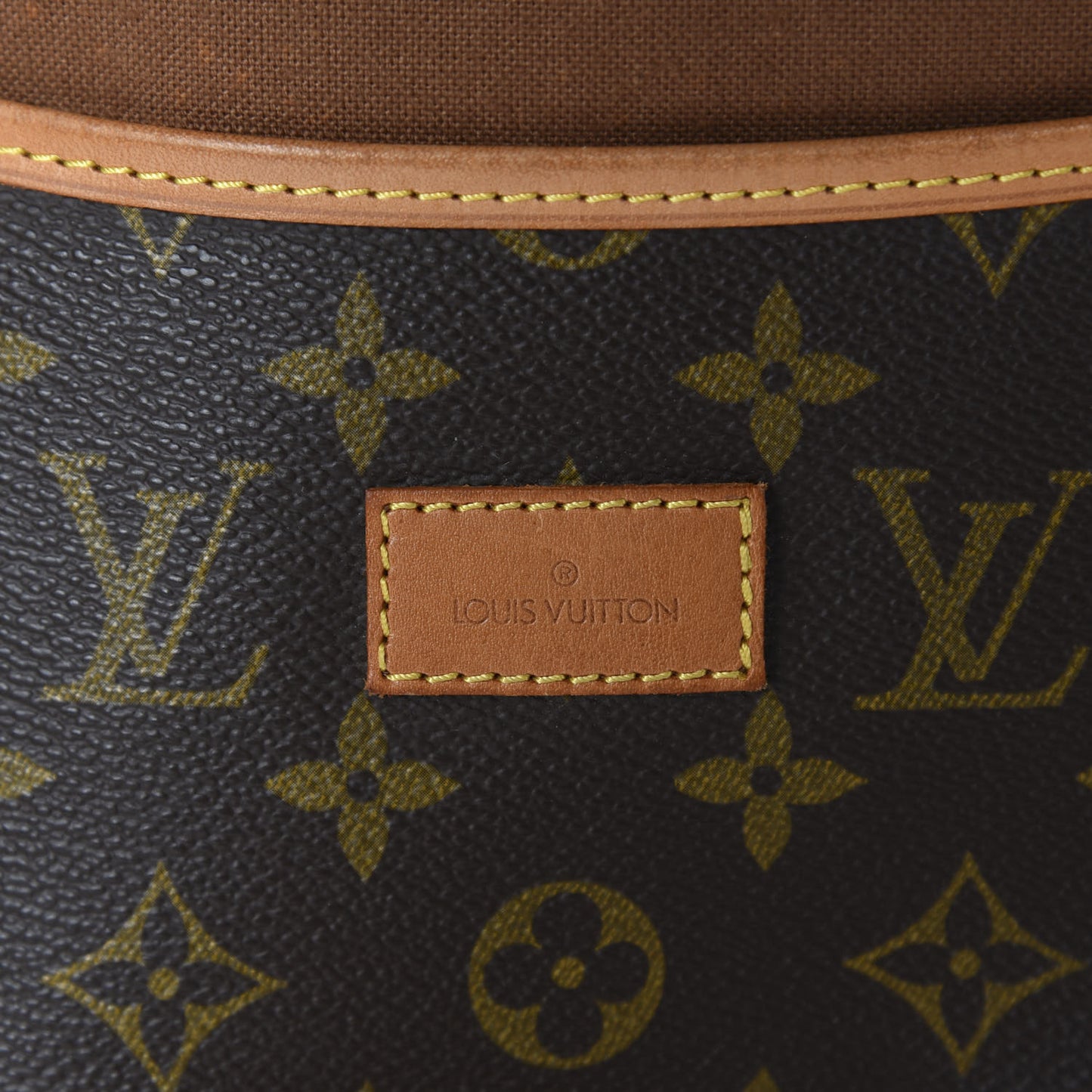 Monogram Saumur 35