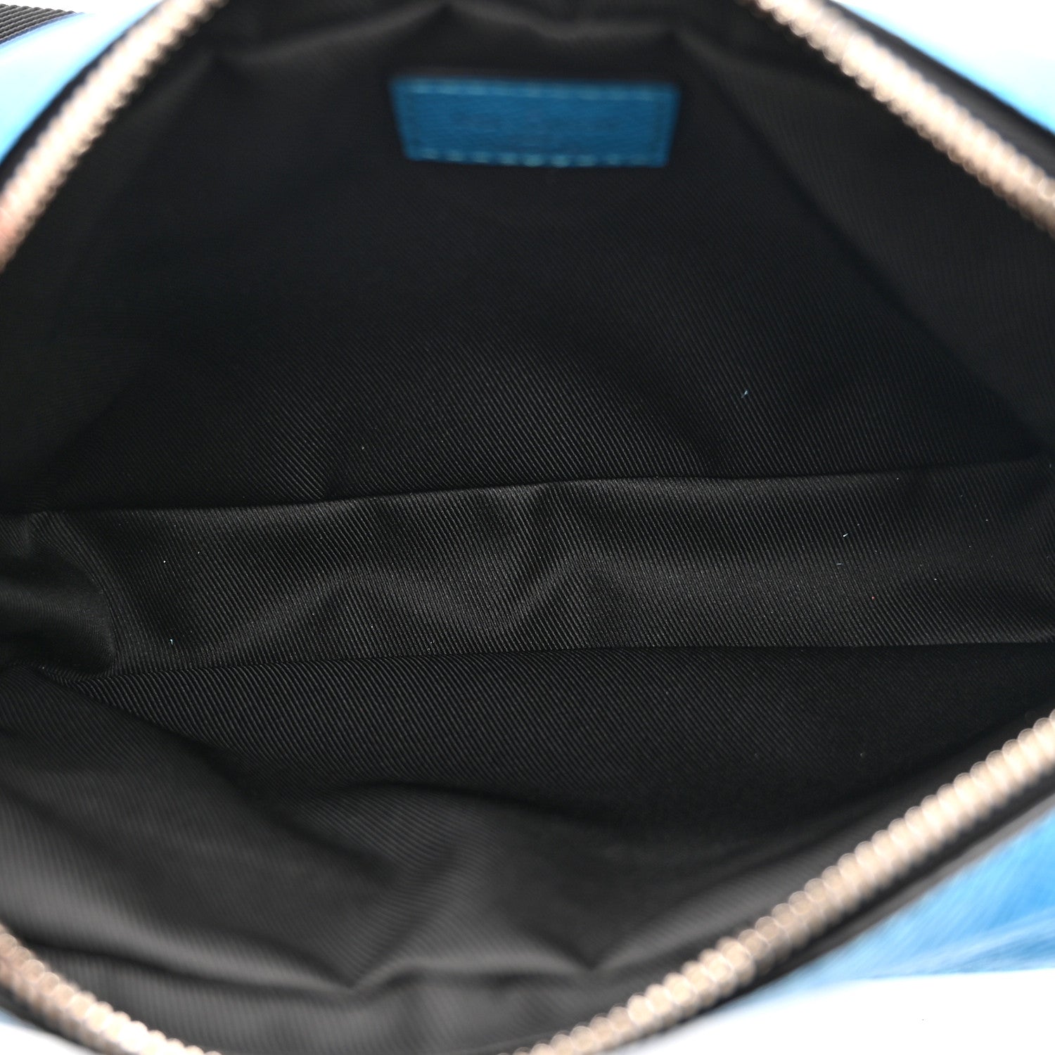 Louis Vuitton Taigarama Outdoor Messenger Blue Lagoon 5 of 10