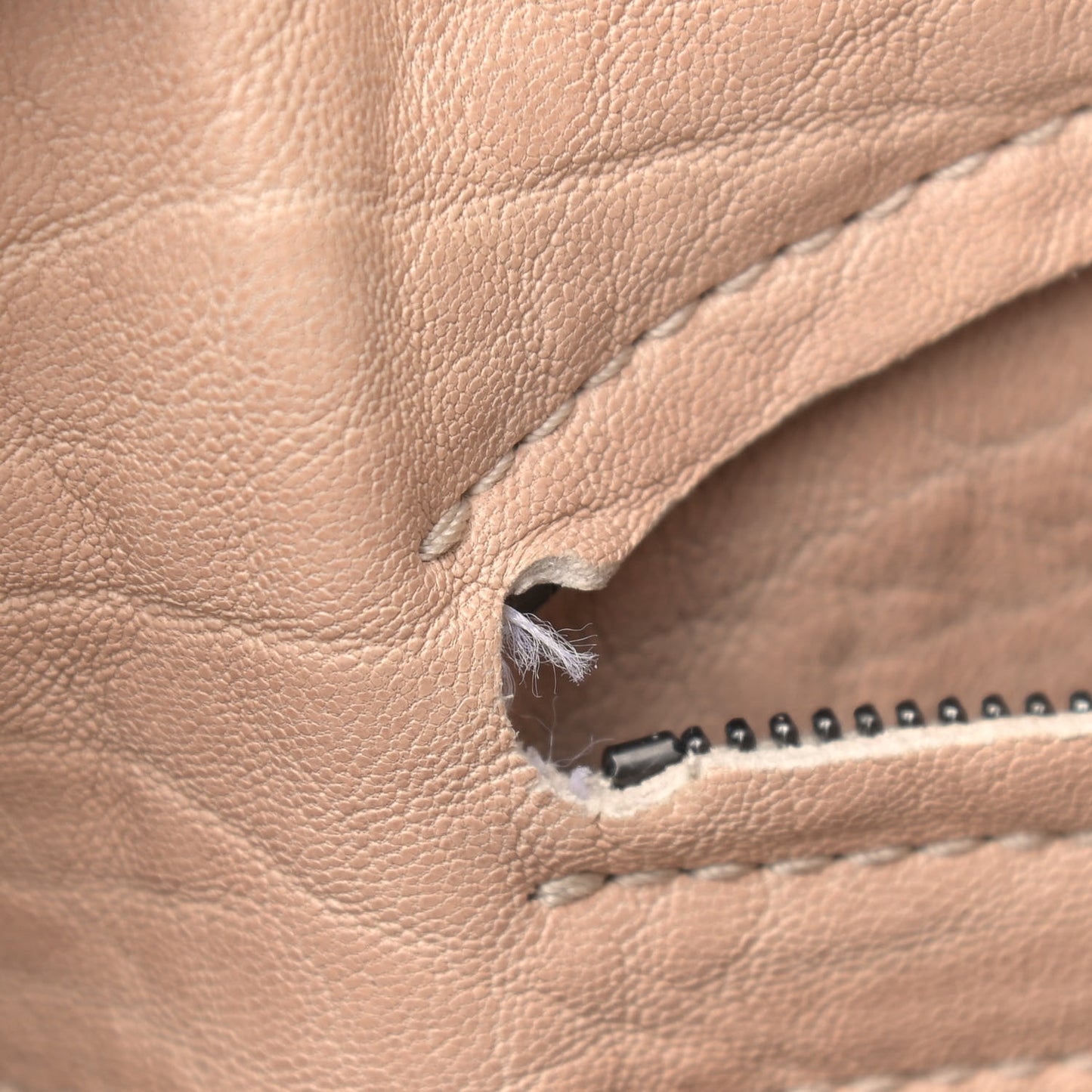 Nappa Intrecciato Punto Mocassino Roma Tote Cloth