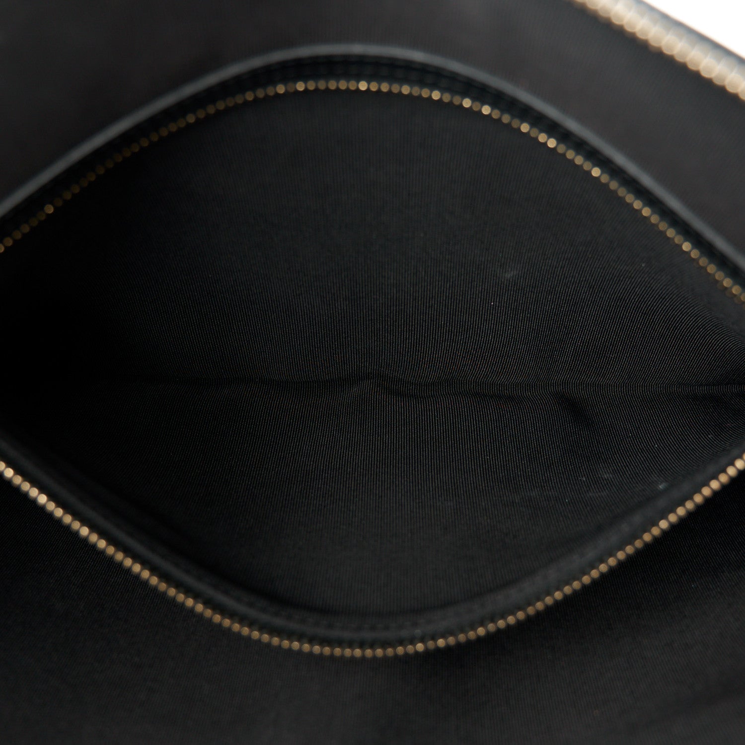 Chanel Calfskin Crocodile Embossed Graffiti 2.55 Medium Cocodile Reissue Cosmetic Case Black Gold 6 of 9