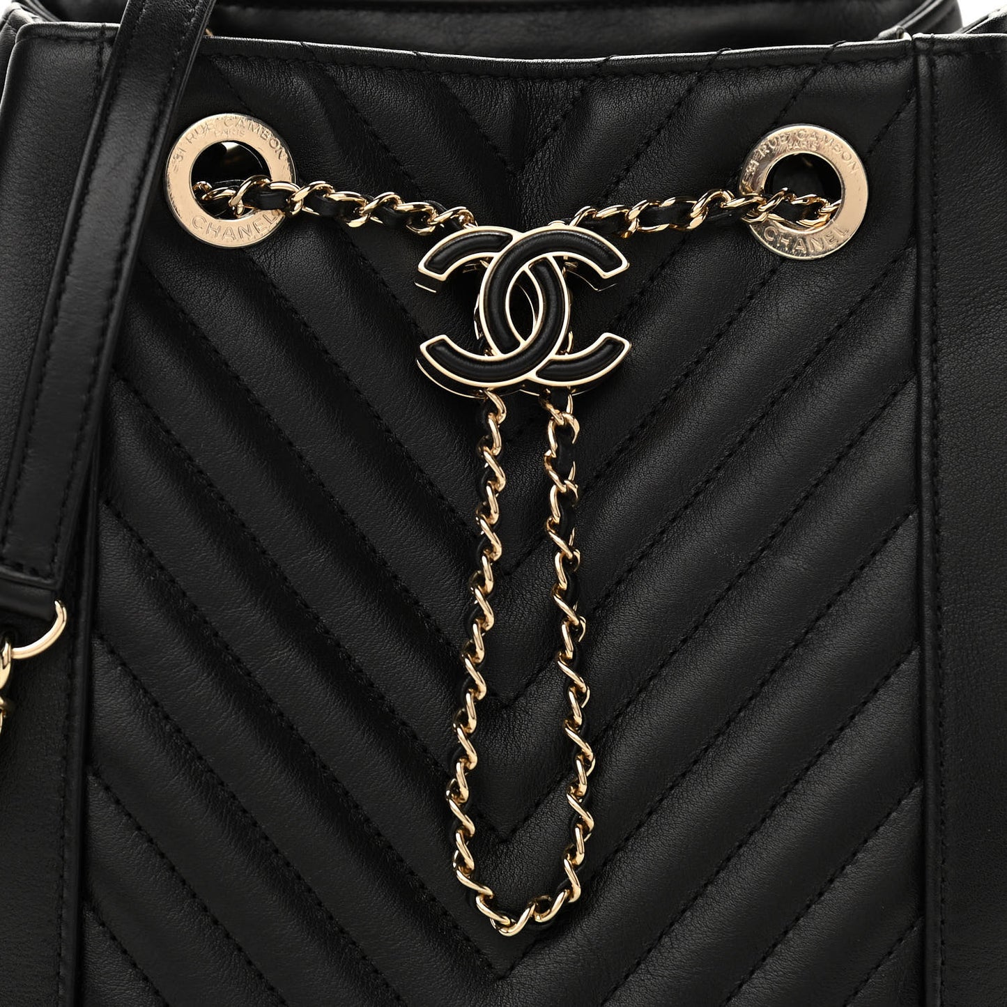 Calfskin Chevron Quilted Small CC Chain Bucket Drawstring Bag Black
