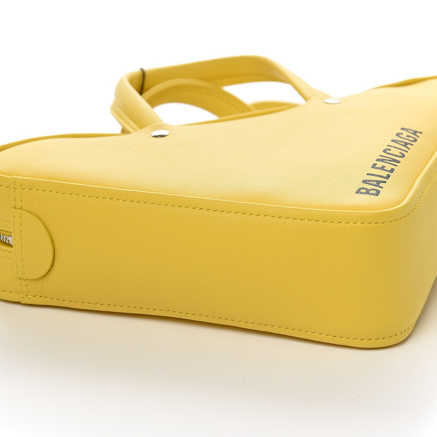 Shiny Day Calfskin Logo XS Triangle Duffle Jaune Black