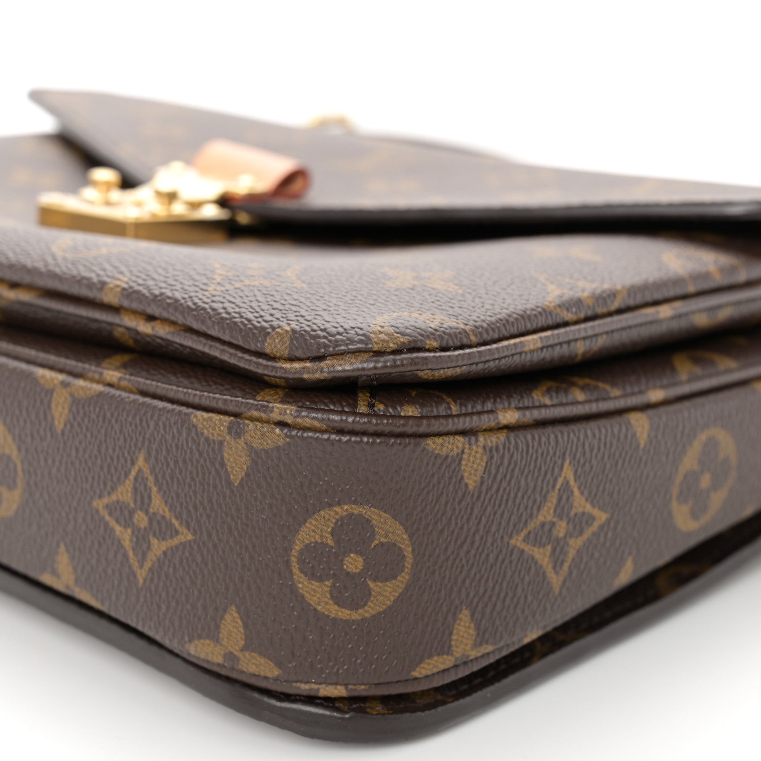 Louis Vuitton Monogram Pochette Metis 9 of 9