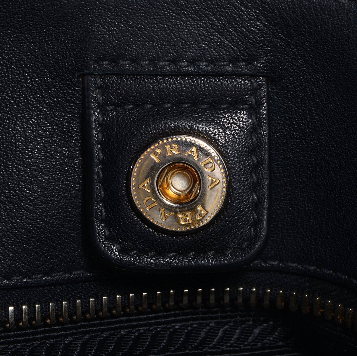 Soft Calf Chain Tote Nero Black