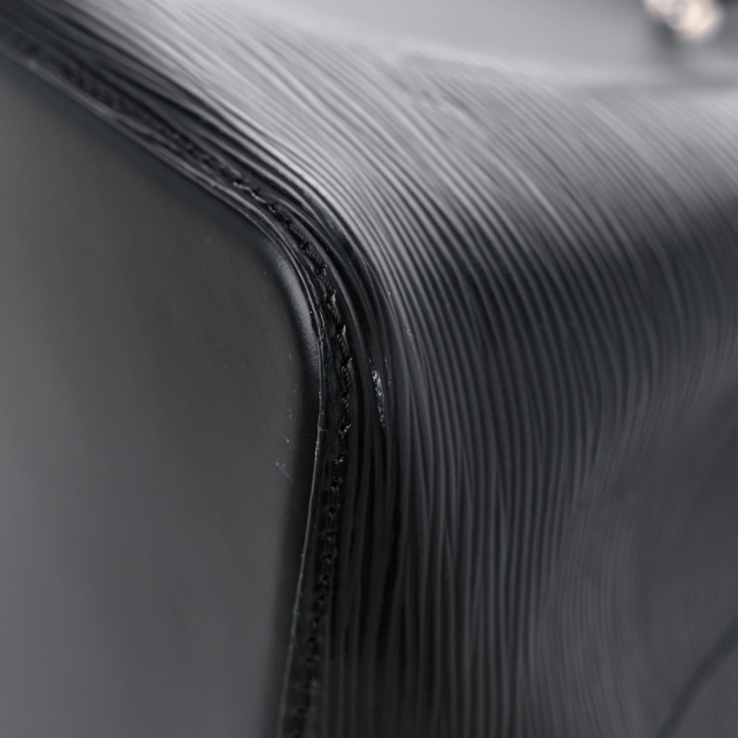 Epi Neonoe Black