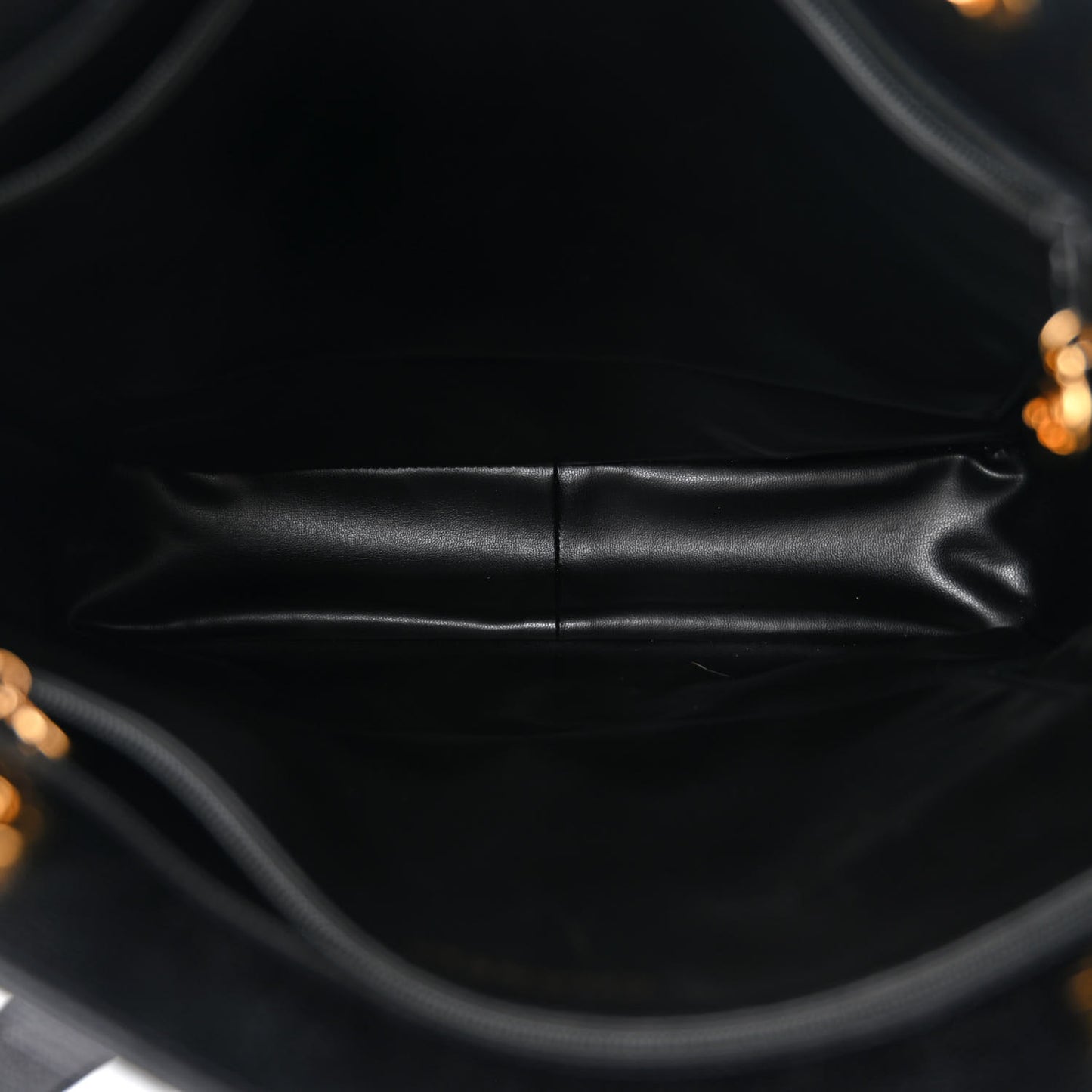 Caviar Shoulder Bag Black