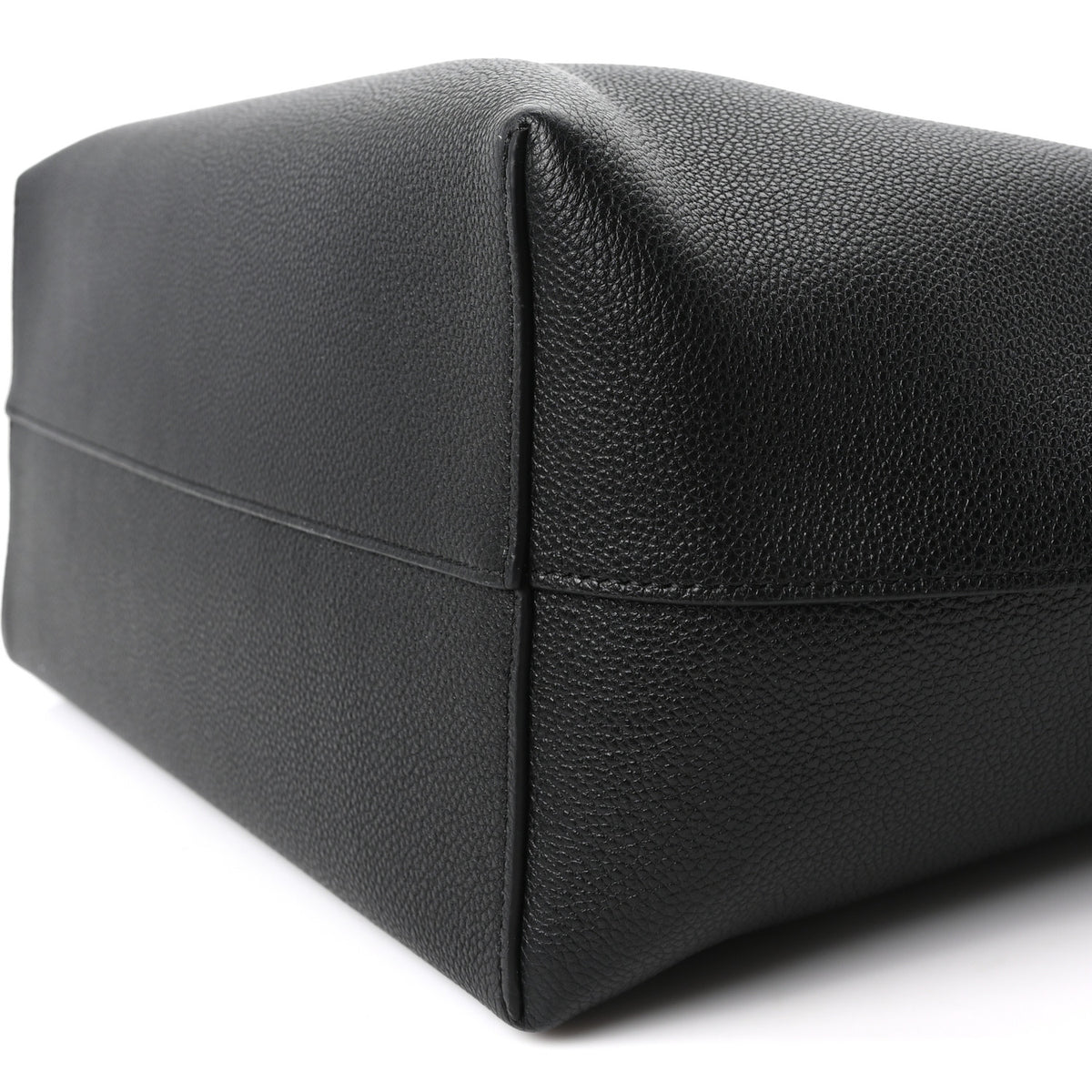 Grained Calfskin Triomphe Medium Cabas Anais Black