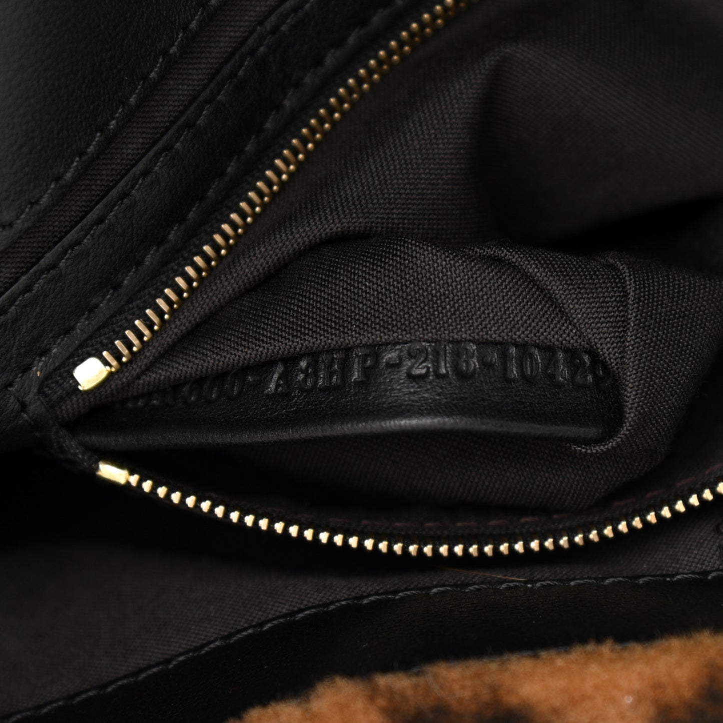 Shearling Vitello Dolce Macro FF 1974 Baguette Tobacco Black
