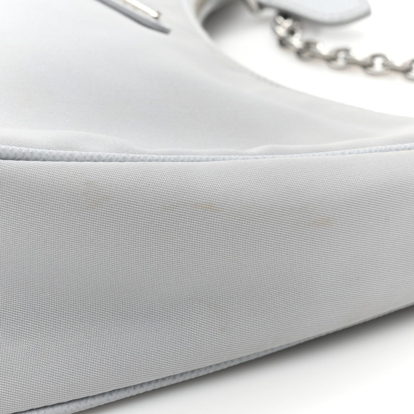 Re-Nylon Saffiano Re-Edition 2005 Shoulder Bag Fiordaliso