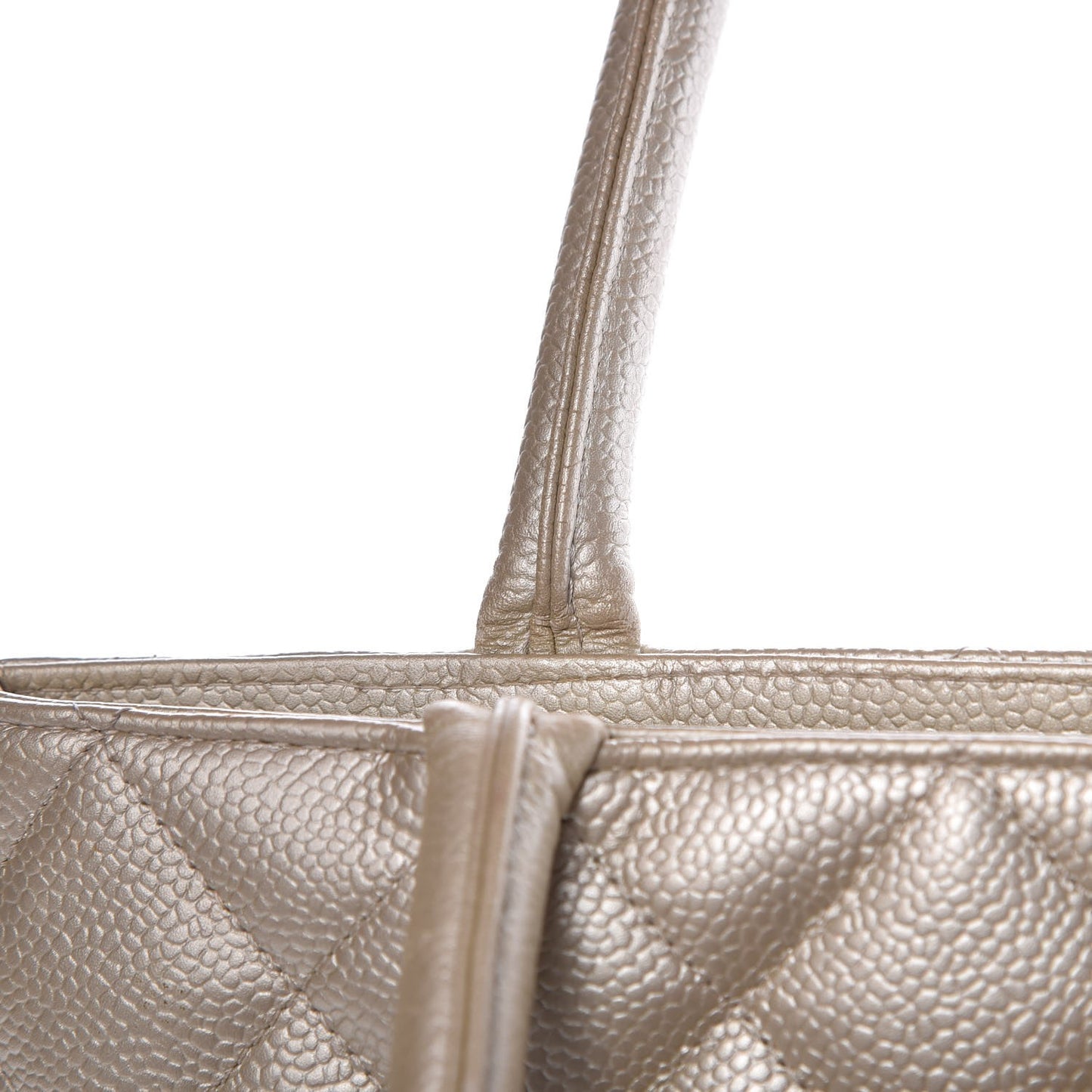 Caviar Quilted Medallion Tote Pearl