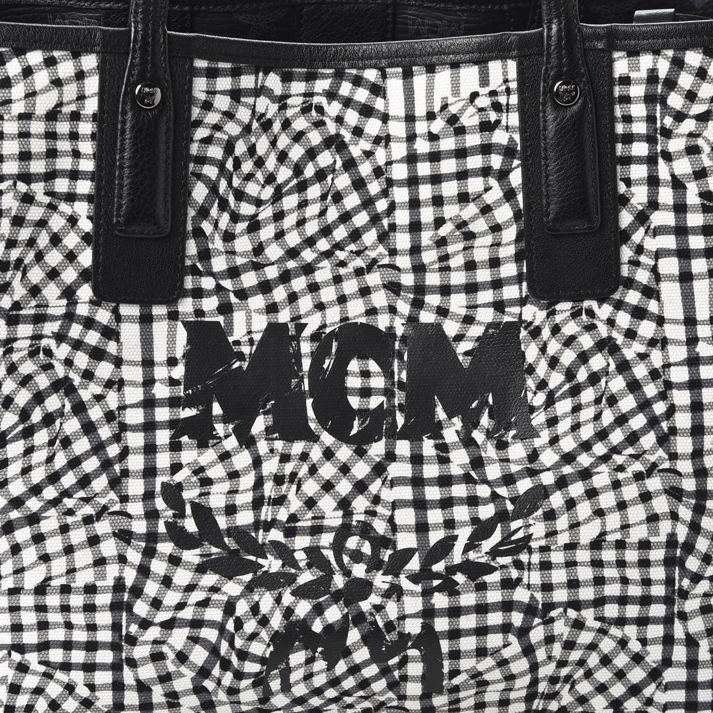 Visetos Medium Liz Reversible Shopper Tote Black