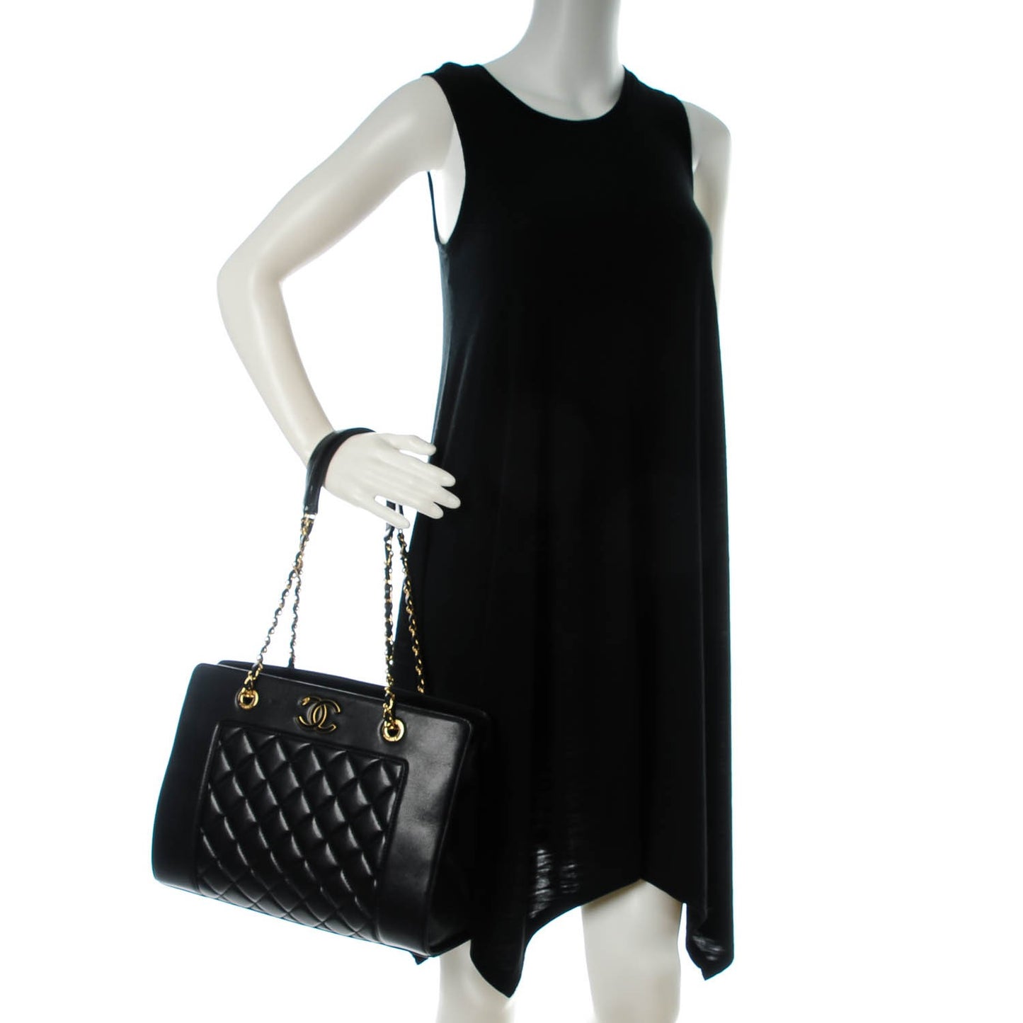 Sheepskin Quilted Mademoiselle Vintage Shopping Tote Black