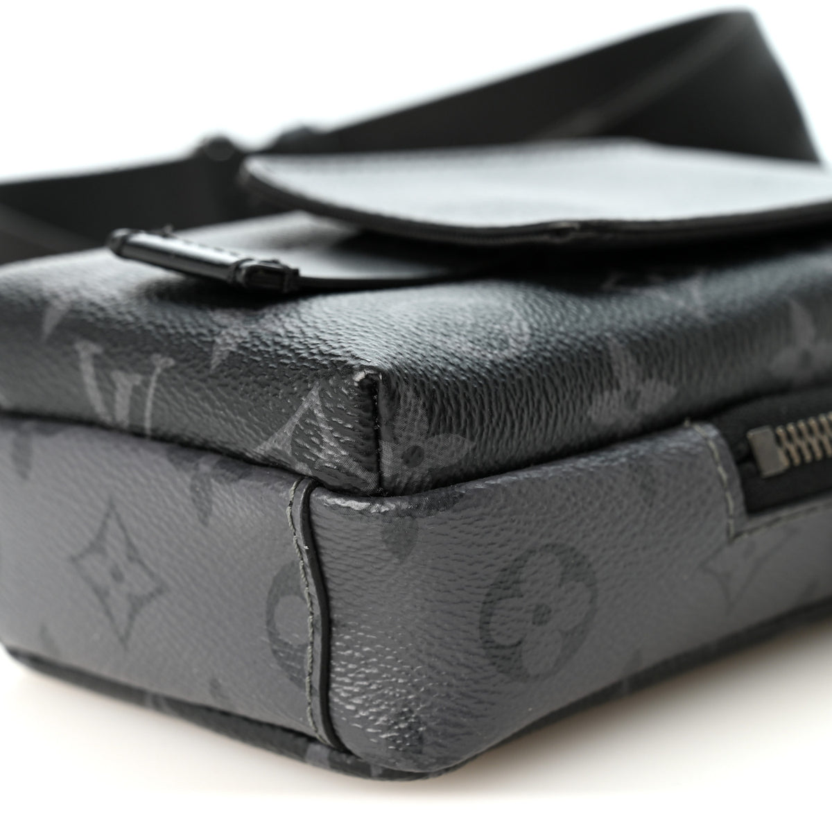 Louis Vuitton Monogram Eclipse Reverse Double Phone Pouch NM 9 of 9