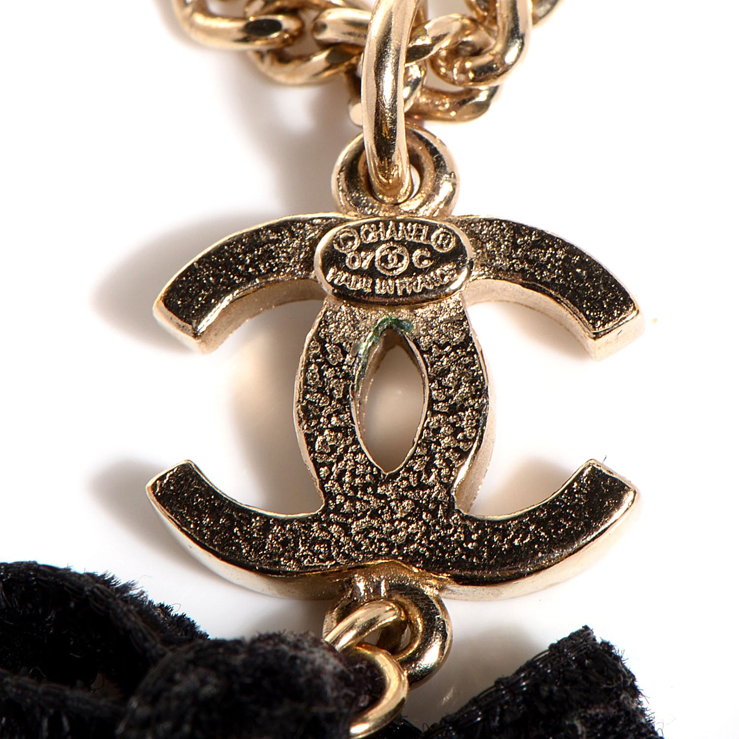 Chanel Enamel Velvet CC Bow Necklace Black Gold 4 of 5