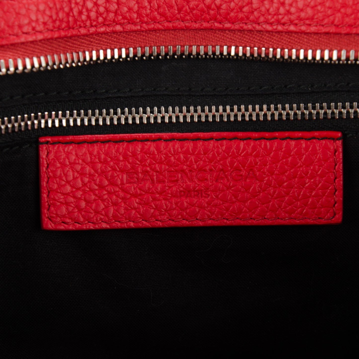 Vibrato Calfskin Classic Silver Hardware City Rouge Cerise