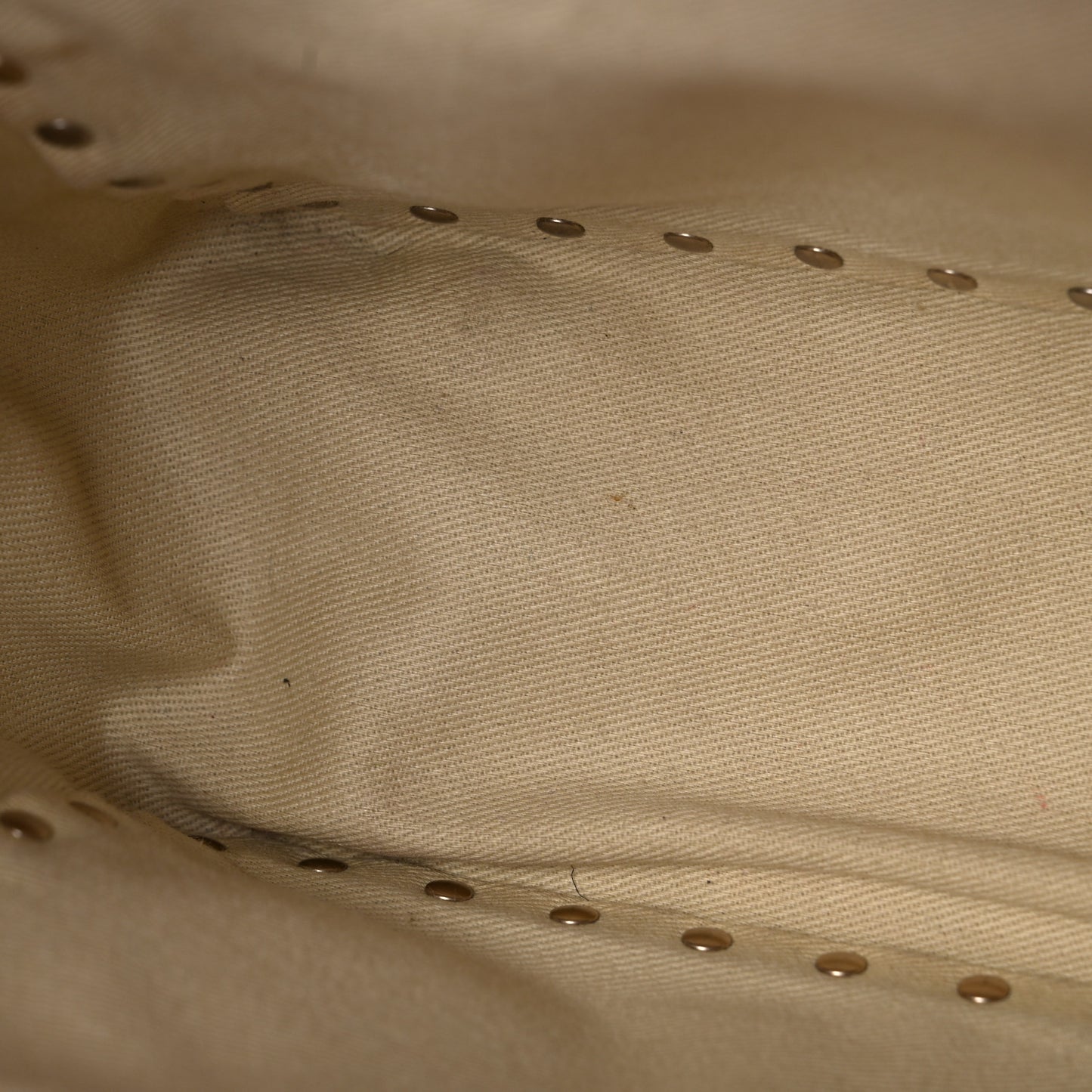 Vitello Mini Rockstud Tote Red