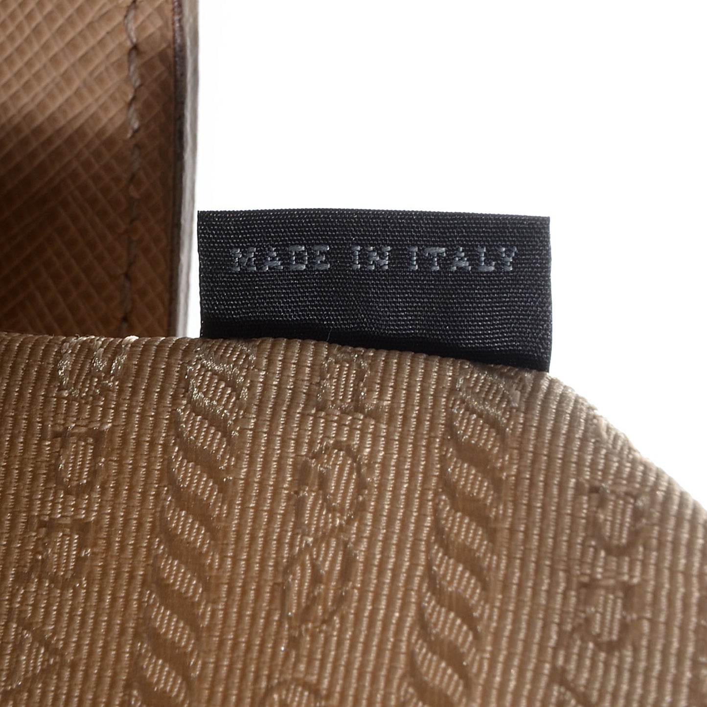 Saffiano Lux Medium Tote Sabbia