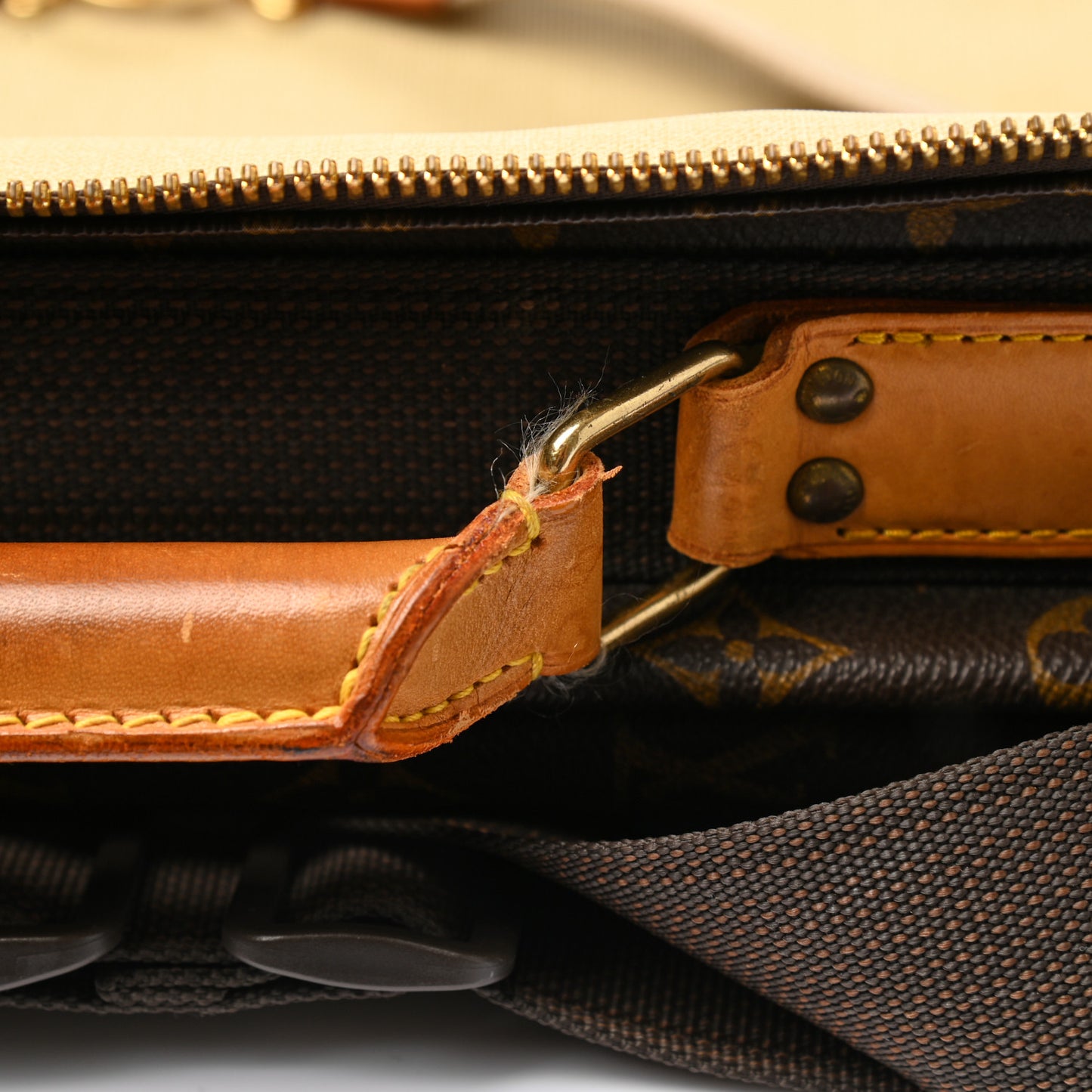 Monogram Satellite 53