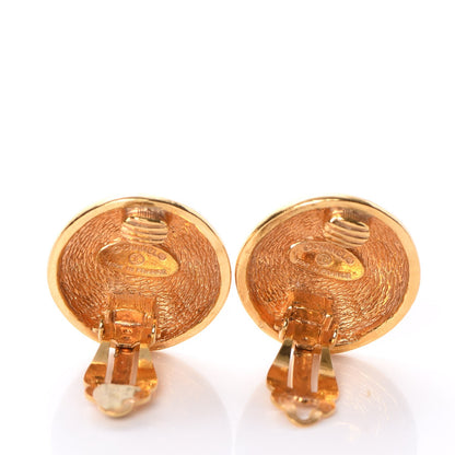Chanel Round Quilted CC Clip On Earrings Gold 3 of 6