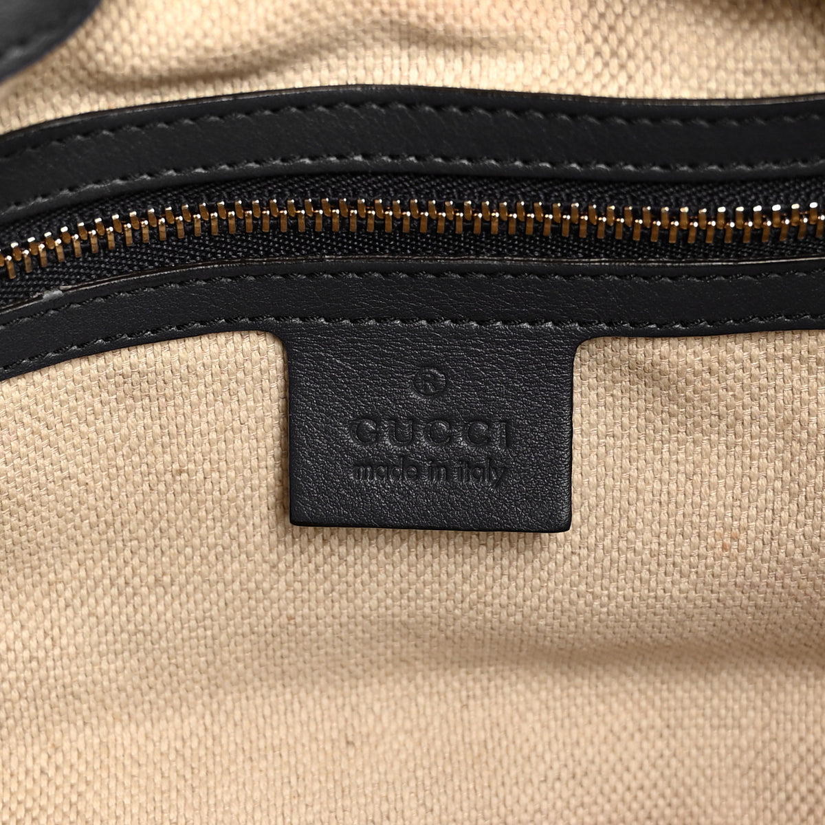 Gucci Vernice Naplack  Medium Soho Chain Shoulder Bag Uniform Blue 6 of 10