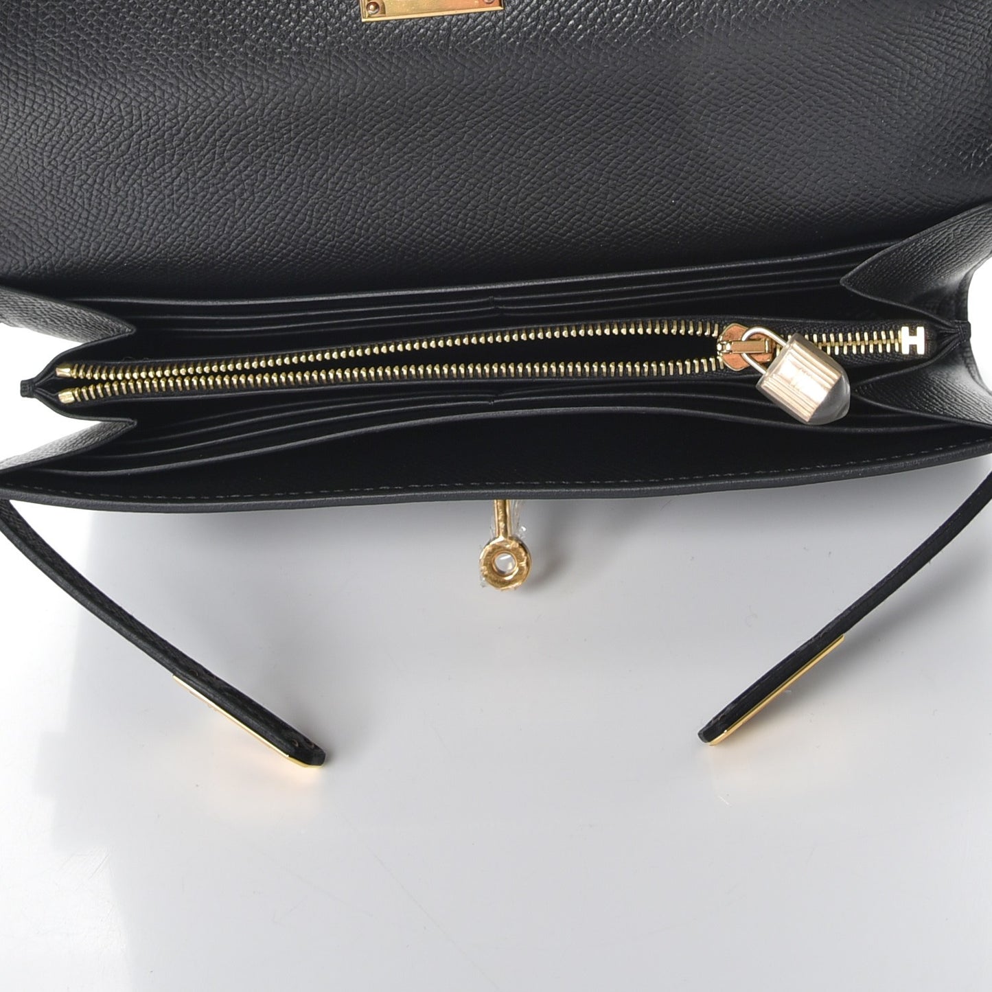Epsom Kelly Longue Wallet Black