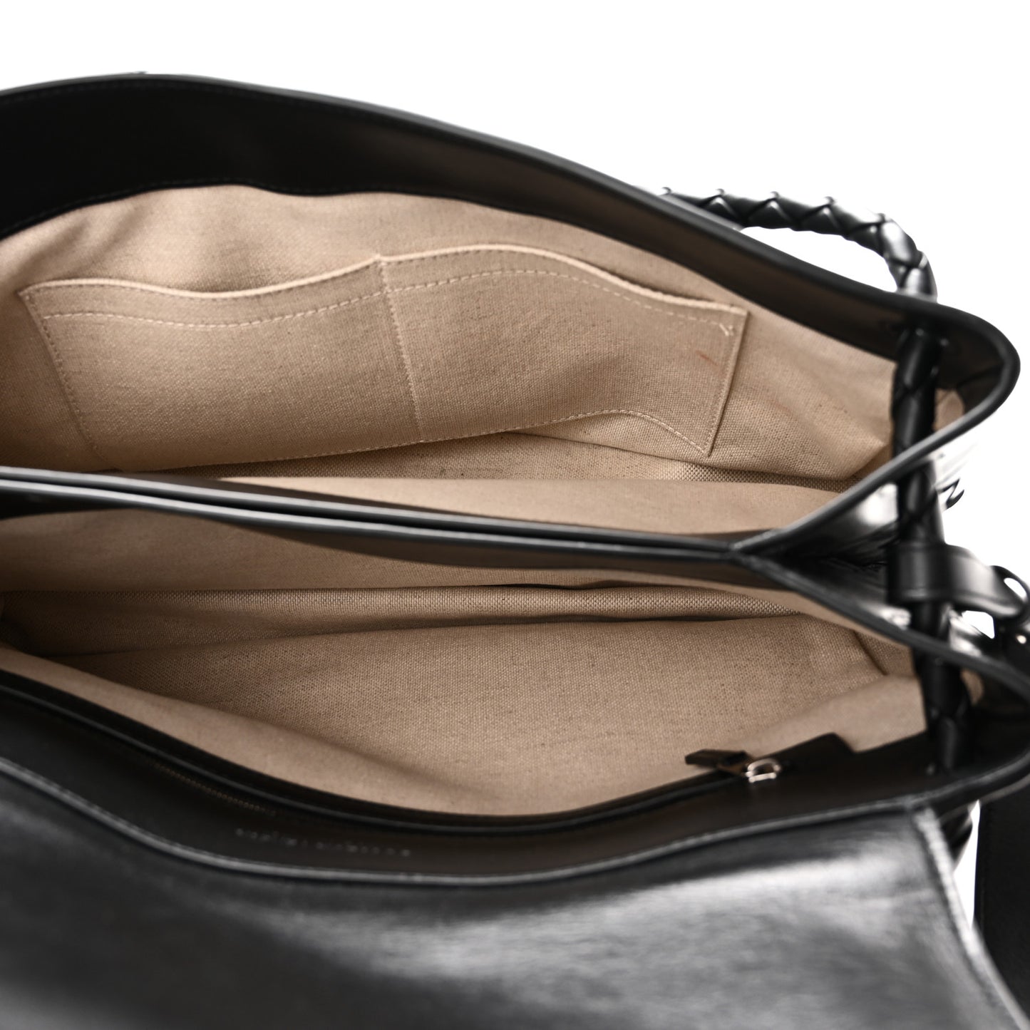 Calfskin Intrecciato Medium Andiamo Messenger Bag Black