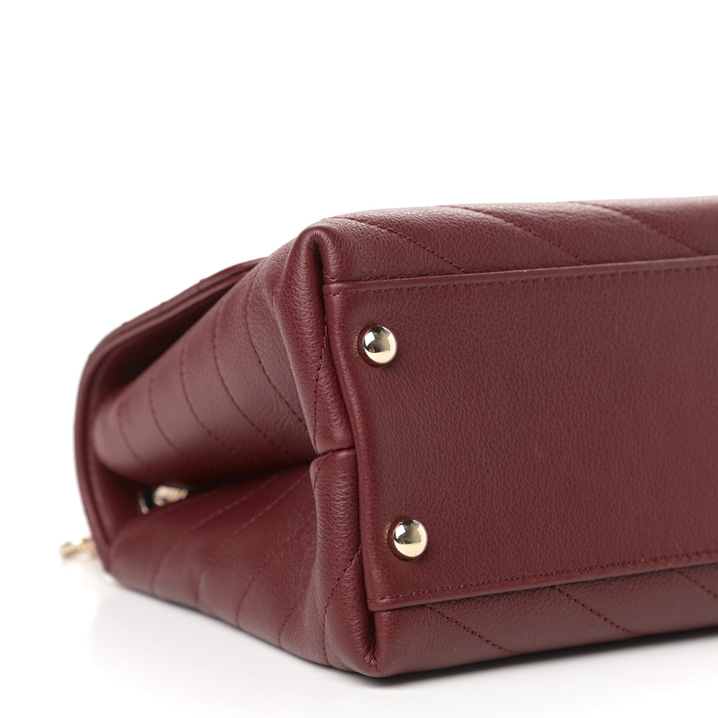 Grained Calfskin Small Chevron Chic Top Handle Flap Red