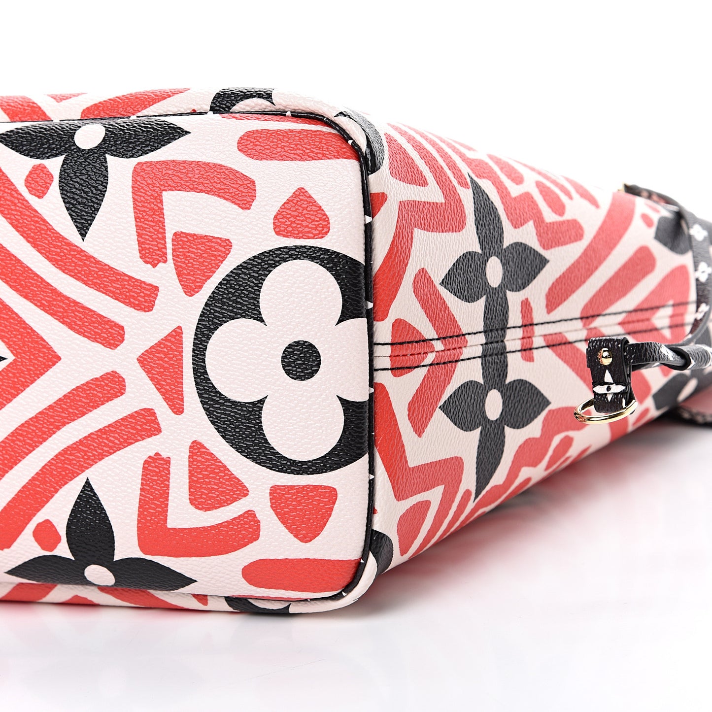 Monogram Giant Crafty Neverfull MM Creme Rouge Black