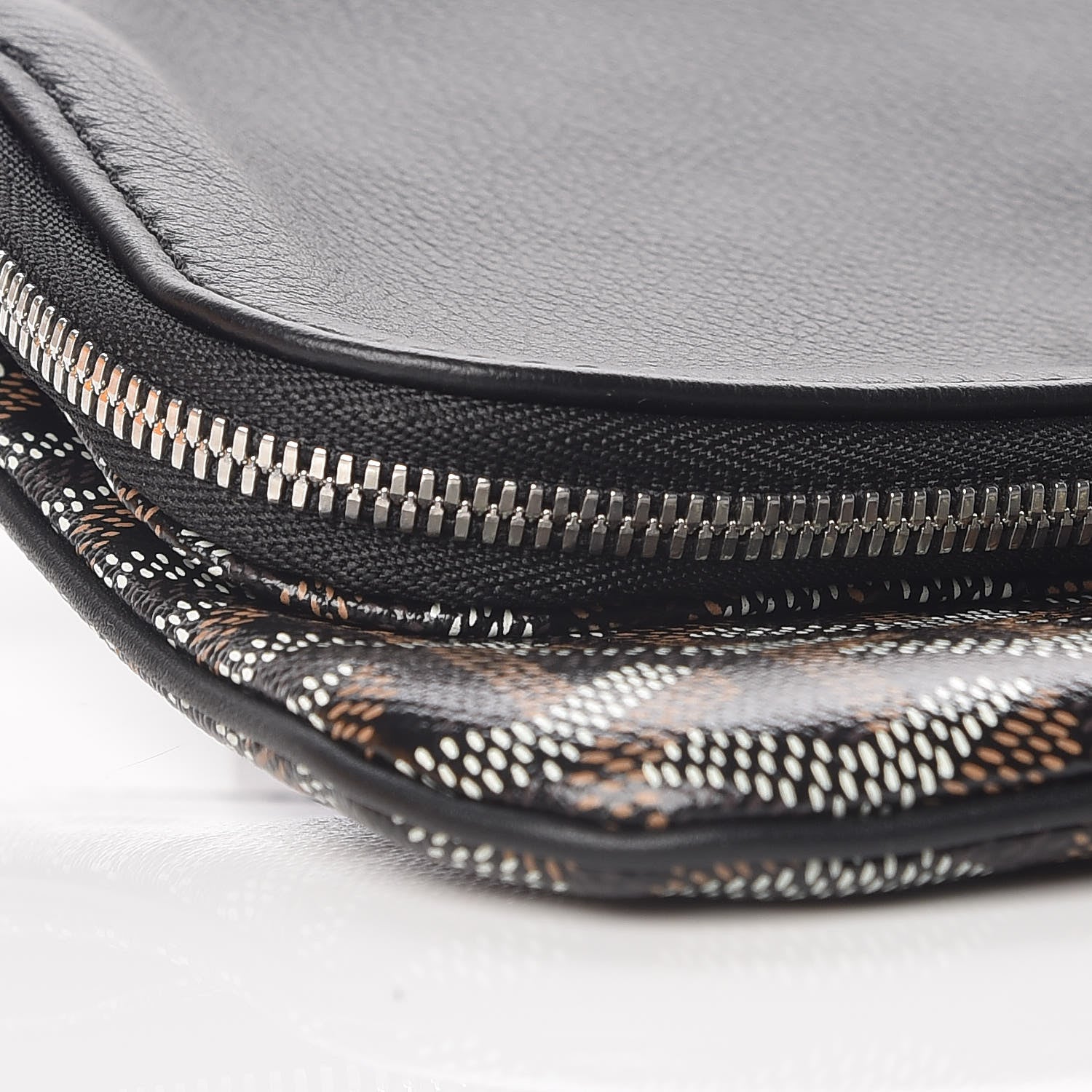 Goyard Goyardine Sainte Marie Soft Clutch Black 6 of 10