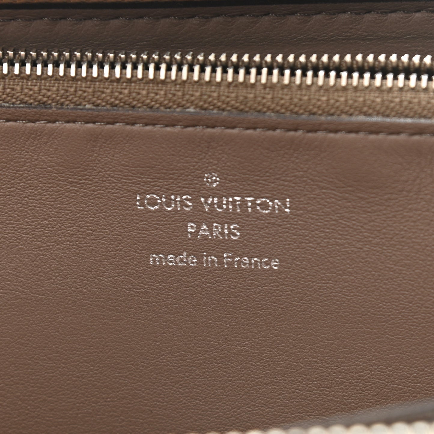 Veau Cachemire Comete Wallet Galet