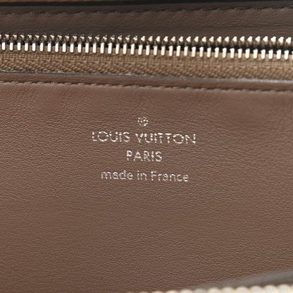 Louis Vuitton Veau Cachemire Comete Wallet Galet 6 of 9