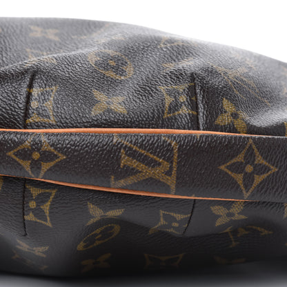Louis Vuitton Monogram Croissant MM 12 of 21